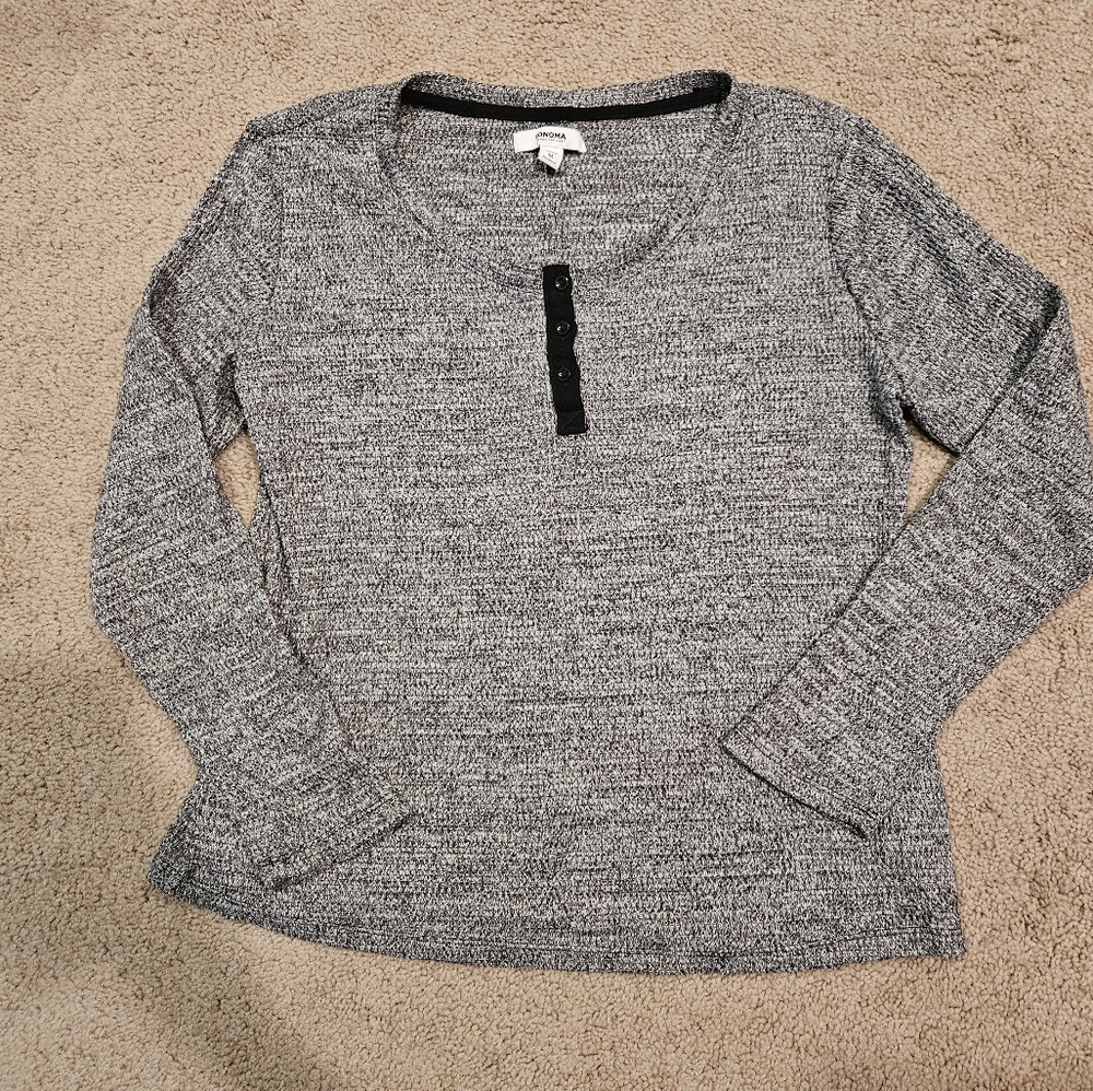 NWOT Sonoma Women's Gray Long Sleeve Sleepwear Shirt